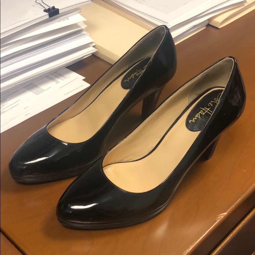Black Cold Haan Pumps size 7 - worn once
